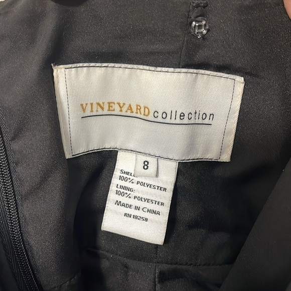 VINEYARD COLLECTION Women’s Black Ruched Side Ruffle Detail Formal Dress Size 8 - Picture 8 of 9